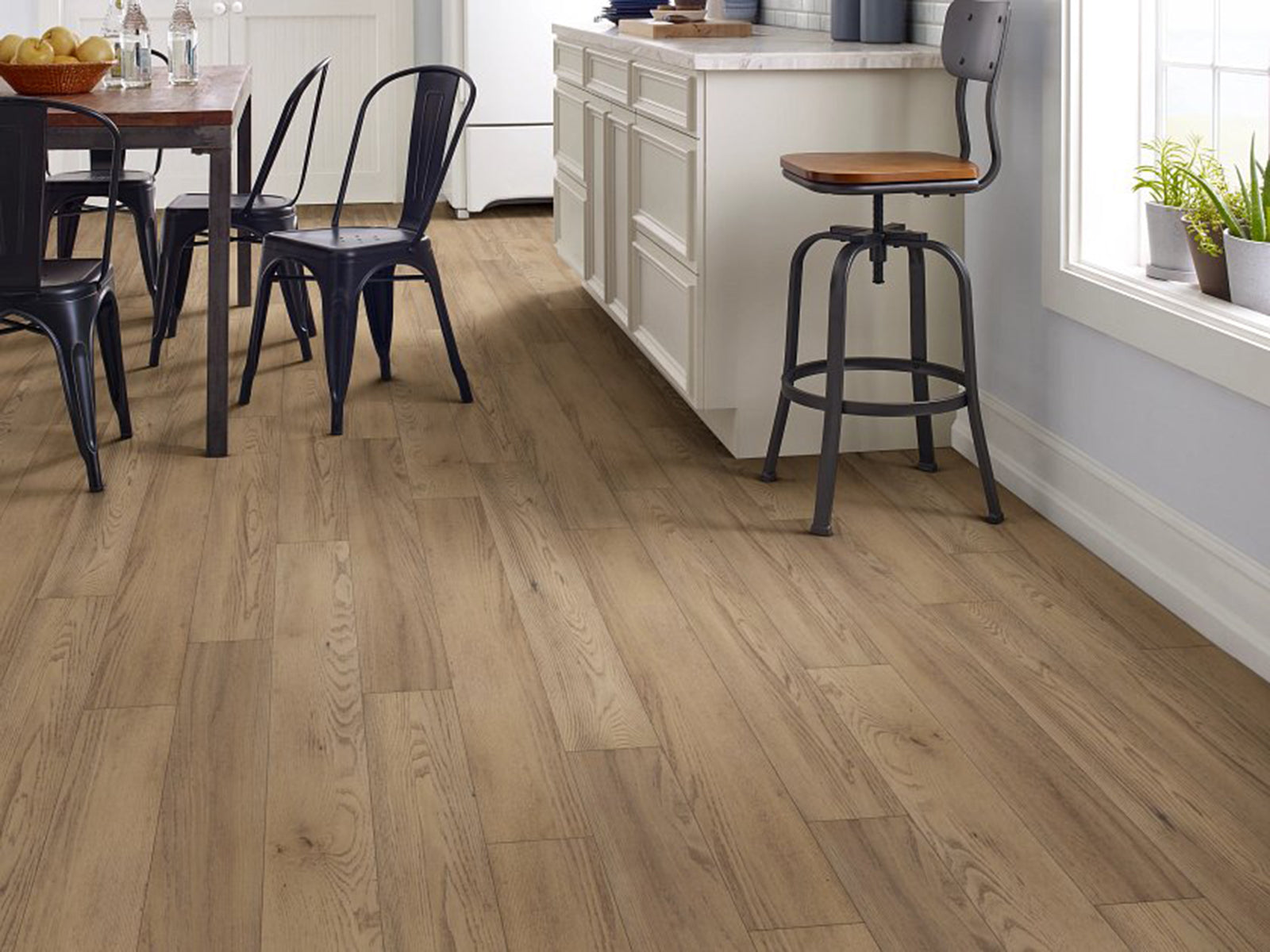 Shaw Floors | Paragon HD+ Natural Bevel